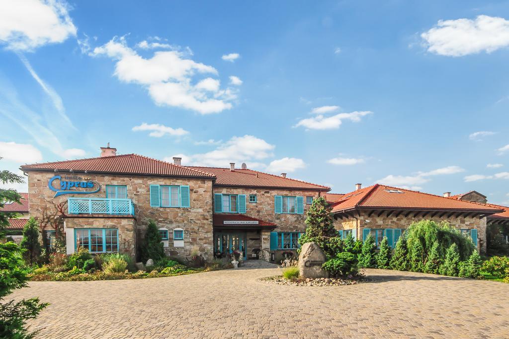 Hotel Cyprus Książenice Exterior foto